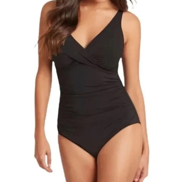 Other - Nwt Sea Level One Piece Swimsuit Twist Top Ruched Sz 10